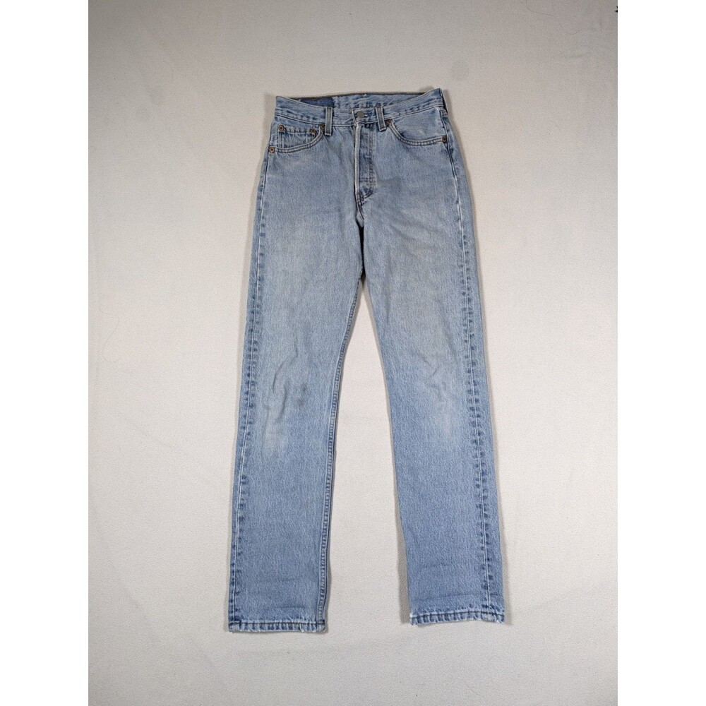 Vintage 90's Levi's 501 Womenโs Jeans 28x32 Light Wash Blue Made USA Button Fly